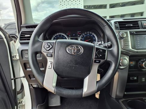 Used 2019 Toyota 4Runner SR5 image 12