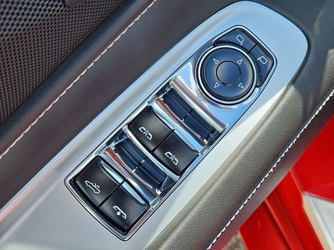 Used 2026 Chevrolet Corvette Stingray Convertible w/ 1LT image 23