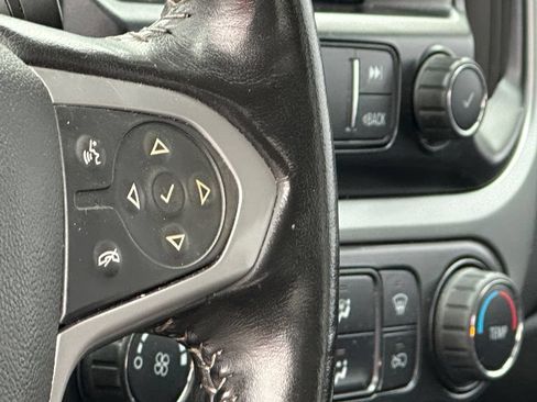 Used 2021 Chevrolet Colorado LT AWD/4WD image 21