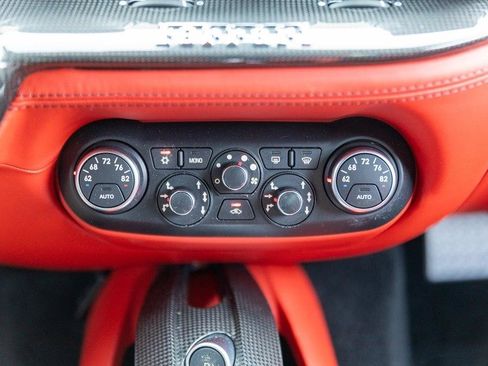 Used 2015 Ferrari F12 Berlinetta RWD image 30
