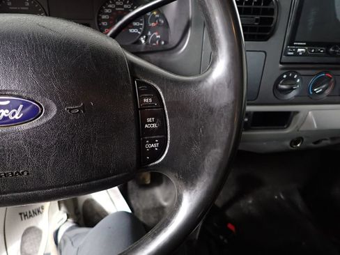 Used 2006 Ford F250 XL AWD/4WD image 24