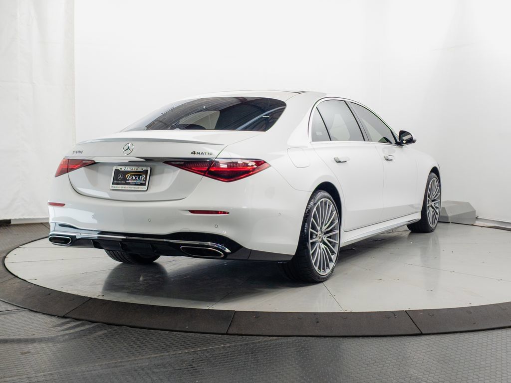 Used 2024 Mercedes-Benz S 580 4MATIC Sedan image 35