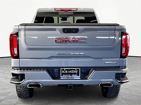 Used 2024 GMC Sierra 1500 AT4 w/ Technology Package image 5