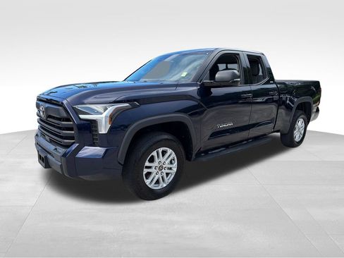 Used 2023 Toyota Tundra SR5 w/ SR5 Premium Package AWD/4WD image 3