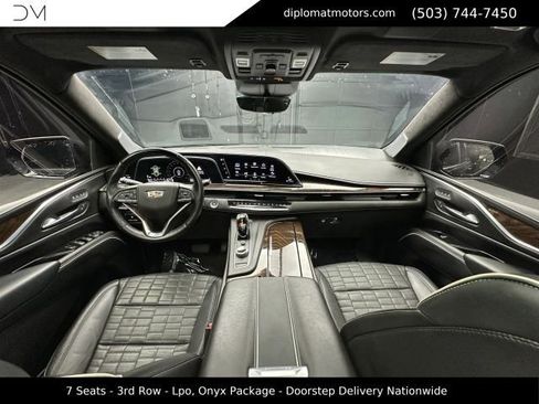 Used 2023 Cadillac Escalade ESV Sport Platinum w/ LPO, ONYX Package AWD/4WD image 47