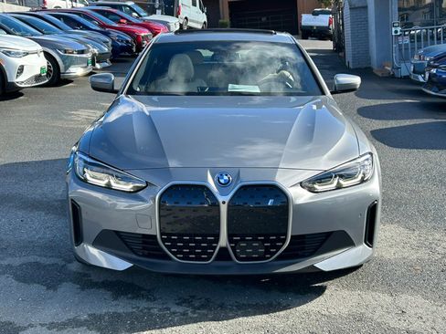 Used 2023 BMW i4 eDrive40 image 2