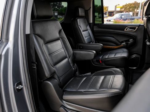 Used 2019 GMC Yukon XL Denali w/ Denali Ultimate Package image 40
