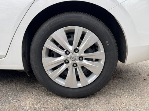 Used 2025 Nissan Sentra S image 25