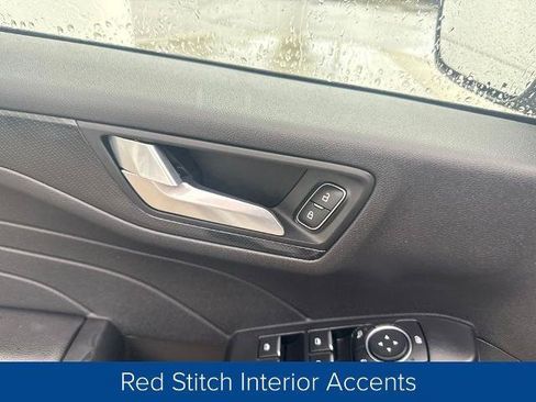 Certified 2025 Ford Escape ST-Line Select AWD/4WD image 8