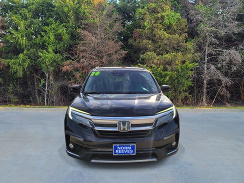 Used 2020 Honda Pilot Touring image 2
