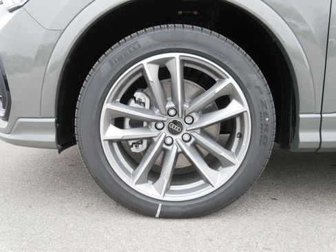 New 2025 Audi Q3 2.0T Premium image 4