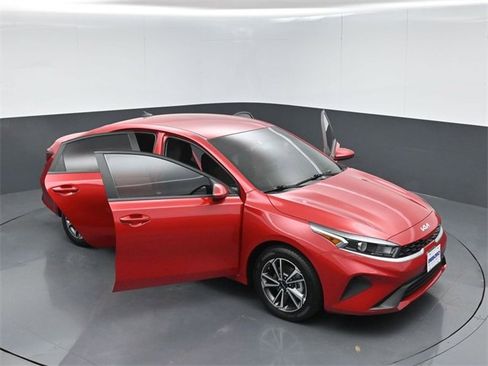 Used 2024 Kia Forte LXS image 51