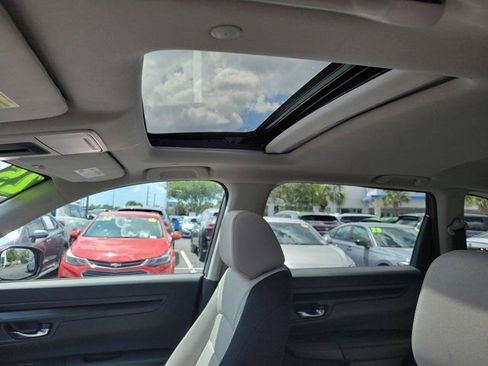 Used 2025 Honda CR-V EX image 18