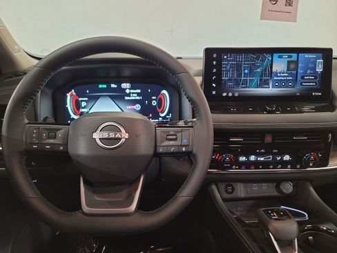 New 2026 Nissan Rogue Platinum w/ Platinum Premium Package image 13