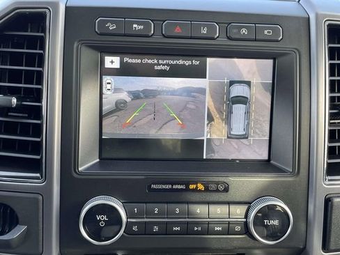 Used 2018 Ford Expedition Platinum image 25