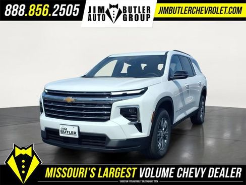 New 2026 Chevrolet Traverse LT w/ LPO, Floor Liner Package image 1