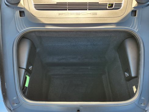 Used 2024 Porsche 718 Boxster image 33