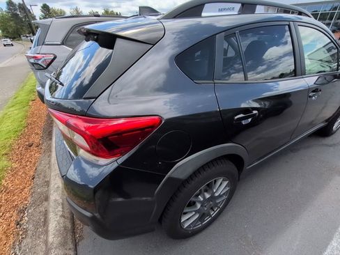 Used 2018 Subaru Crosstrek 2.0i Premium w/ Moonroof Package AWD/4WD image 5