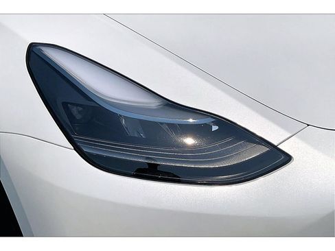 Used 2025 Tesla Model Y Long Range RWD image 26