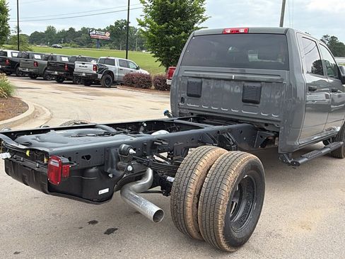 New 2026 RAM 3500 Tradesman AWD/4WD image 8