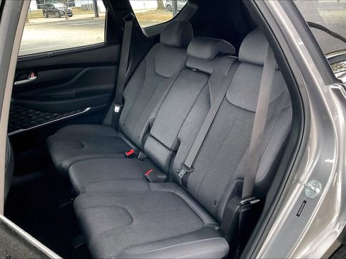 Used 2020 Hyundai Santa Fe SEL w/ Convenience Package image 16
