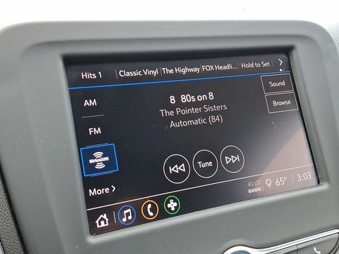 Used 2023 Chevrolet Equinox LT AWD/4WD image 17