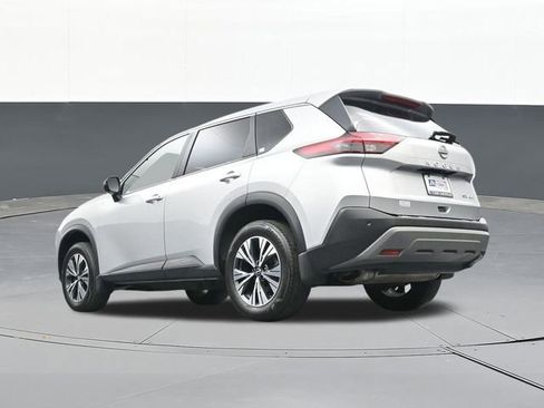 Used 2023 Nissan Rogue SV image 45