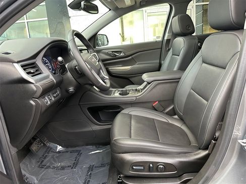 Used 2022 GMC Acadia SLT w/ Elevation Edition image 20