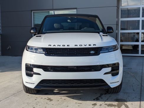 New 2026 Land Rover Range Rover Sport Dynamic SE image 2