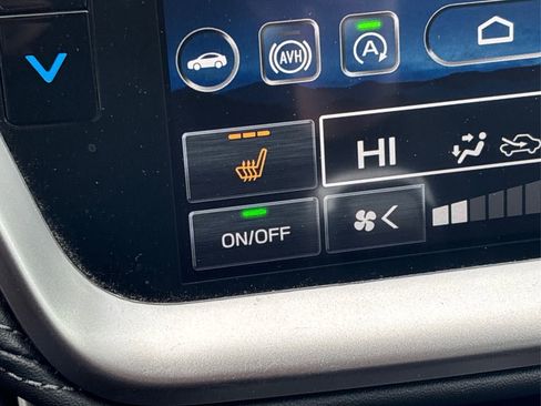 Used 2023 Subaru Outback Premium image 29