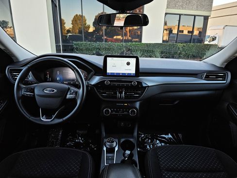 Used 2023 Ford Escape Active image 20