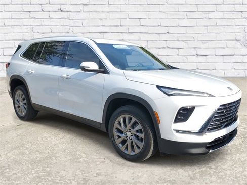 Certified 2026 Buick Enclave Preferred image 5