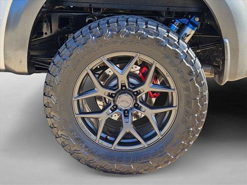 Used 2018 Ford F150 Raptor w/ Equipment Group 802A Luxury AWD/4WD image 24