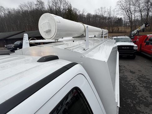 Used 2022 Ford F350 XL w/ Power Equipment Group image 8