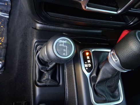 Used 2021 Jeep Wrangler Sport image 15