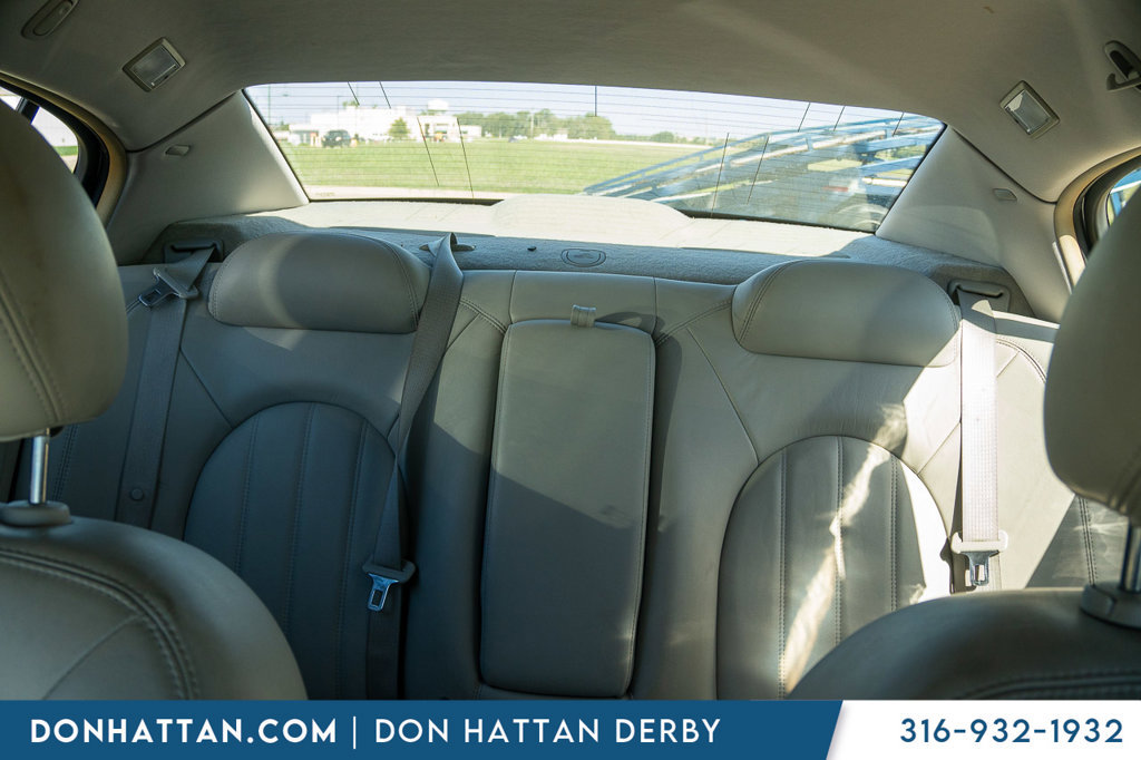 Used 2009 Buick Lucerne CXL FWD image 17