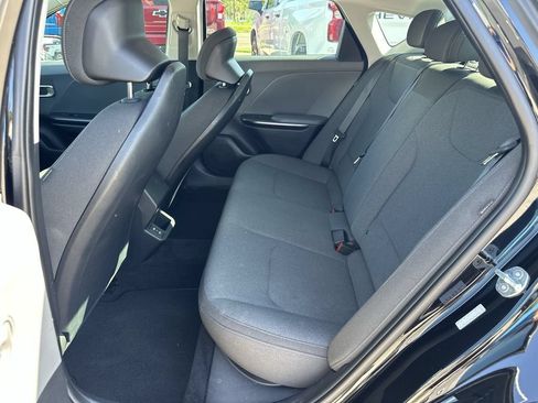 Certified 2025 Kia K4 FWD image 17