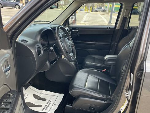 Used 2016 Jeep Patriot High Altitude image 6