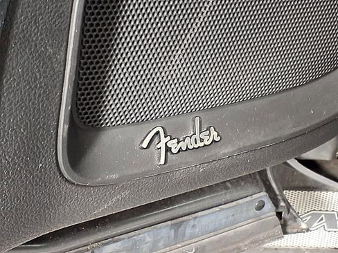 Used 2024 Nissan Titan PRO-4X w/ Pro-4x Convenience Package image 23