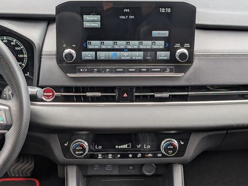 Used 2024 Mitsubishi Outlander Ralliart AWD/4WD image 27