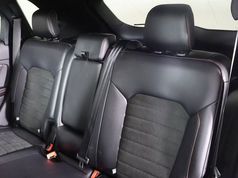 Used 2022 Ford Edge ST-Line w/ Class II Trailer Tow Package image 30