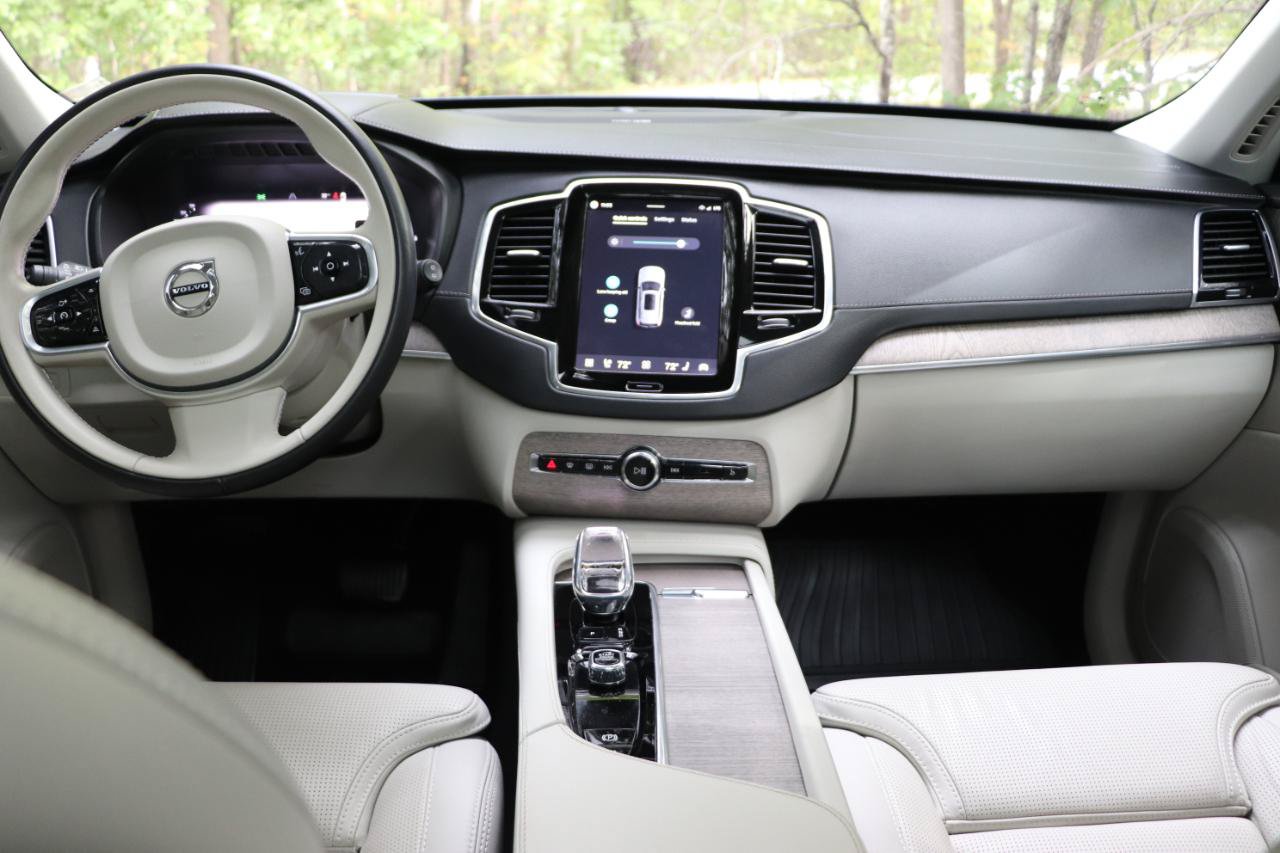 Used 2024 Volvo XC90 T8 Ultimate w/ Protection Package Premier AWD/4WD image 38