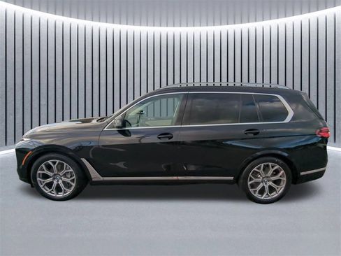 Certified 2023 BMW X7 xDrive40i w/ Premium Package image 8