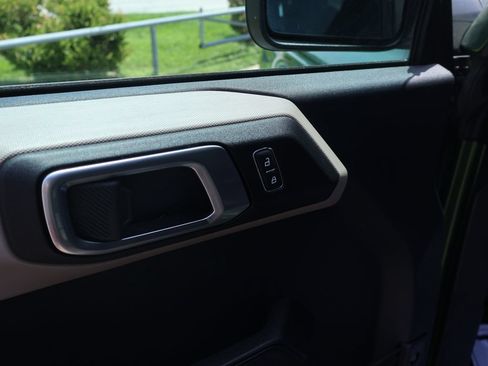 Used 2022 Ford Bronco Big Bend AWD/4WD image 16