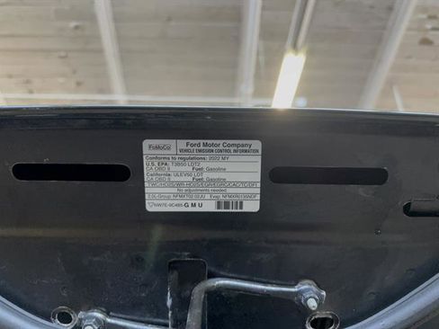 Certified 2022 Ford Edge SEL w/ Convenience Package image 3