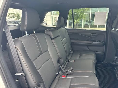 Used 2024 Honda Passport TrailSport image 25