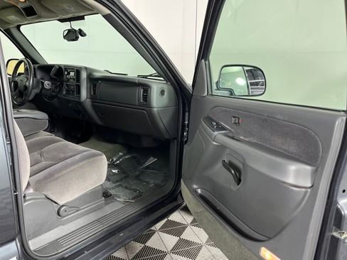 Used 2003 GMC Sierra 1500 SLE image 16