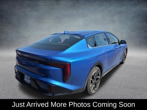 Used 2025 Kia K4 GT-Line w/ GT-Line Sunroof Package image 2