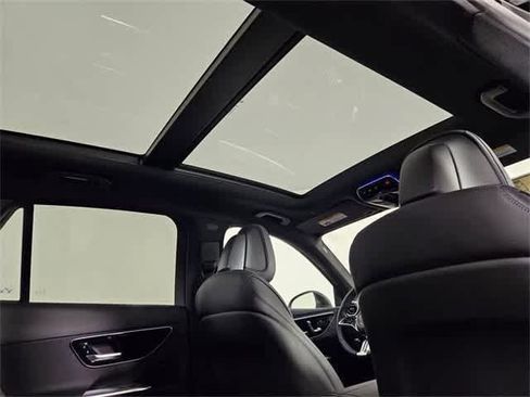 Certified 2025 Mercedes-Benz GLC 300 4MATIC image 22