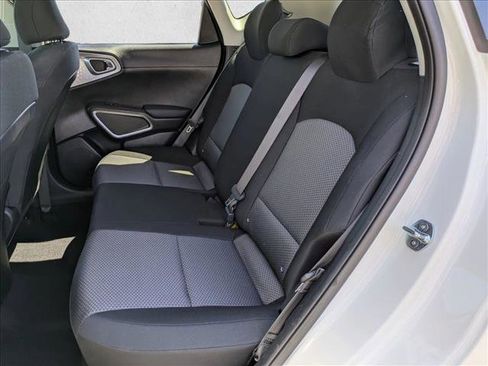 Used 2024 Kia Soul LX image 17